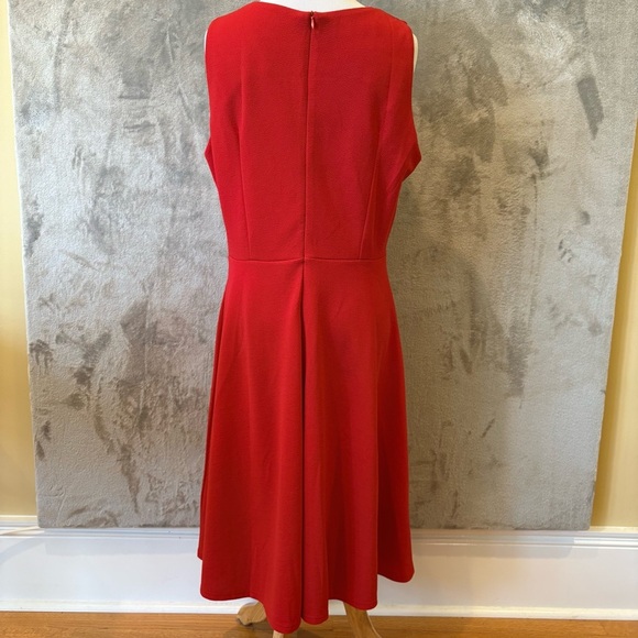 Elegant Cherry Red Office Siren Lacy Sleeveless Dress Sz 12 - Picture 6 of 10